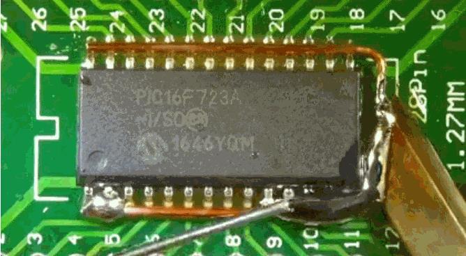  更大的SOP芯片，則使用更長的導熱銅絲